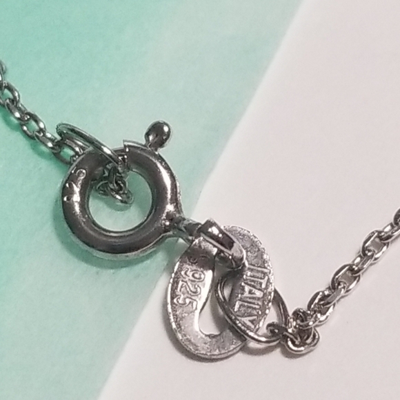 925 Sterling Silver Clover Pendant Necklace With CZ - Picture 8 of 8